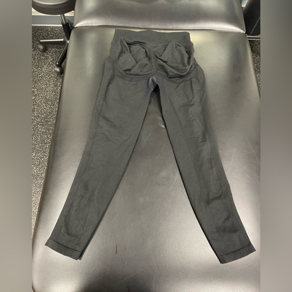 Gymshark Lift Contour Seamless Leggings - Picture 2 of 5